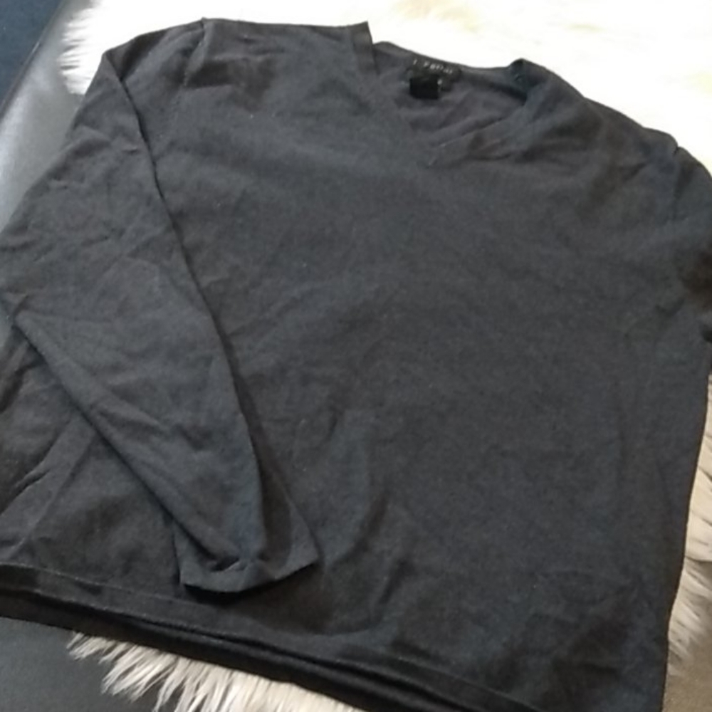 J. Ferrar gray v neck pima cotton sweater